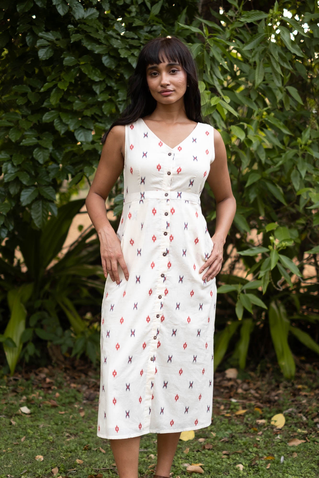 The Dobby V Neck Dress with Buttons | Creatures of Habit