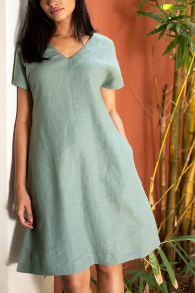 The Linen V Neck Shift Dress | Creatures of Habit