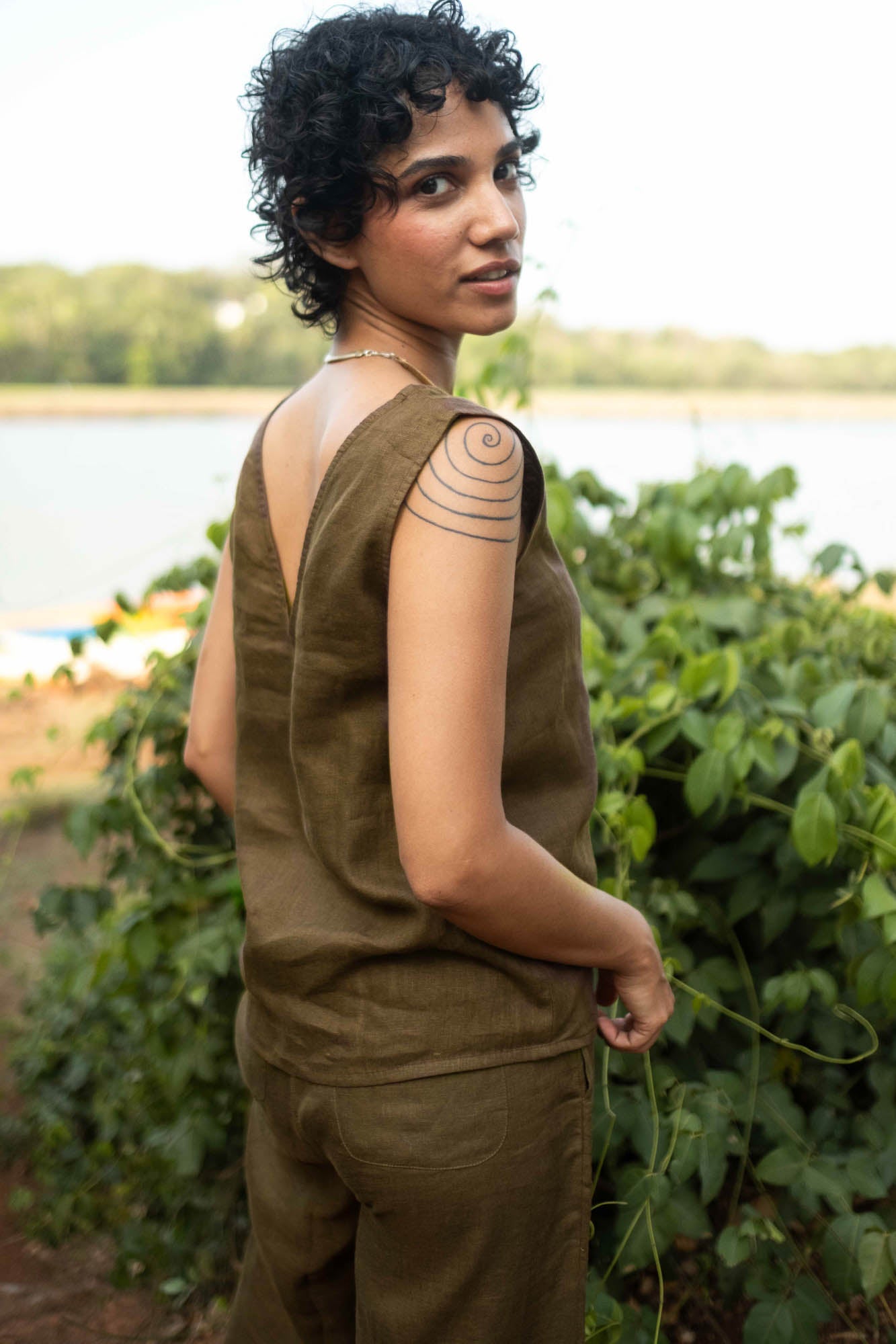 The Linen V Neck Tank | Creatures of Habit